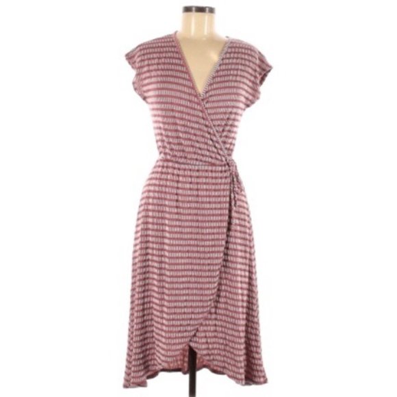 Caution To The Wind Dresses & Skirts - Caution To The Wind Faux Wrap Dress Pink SZ L